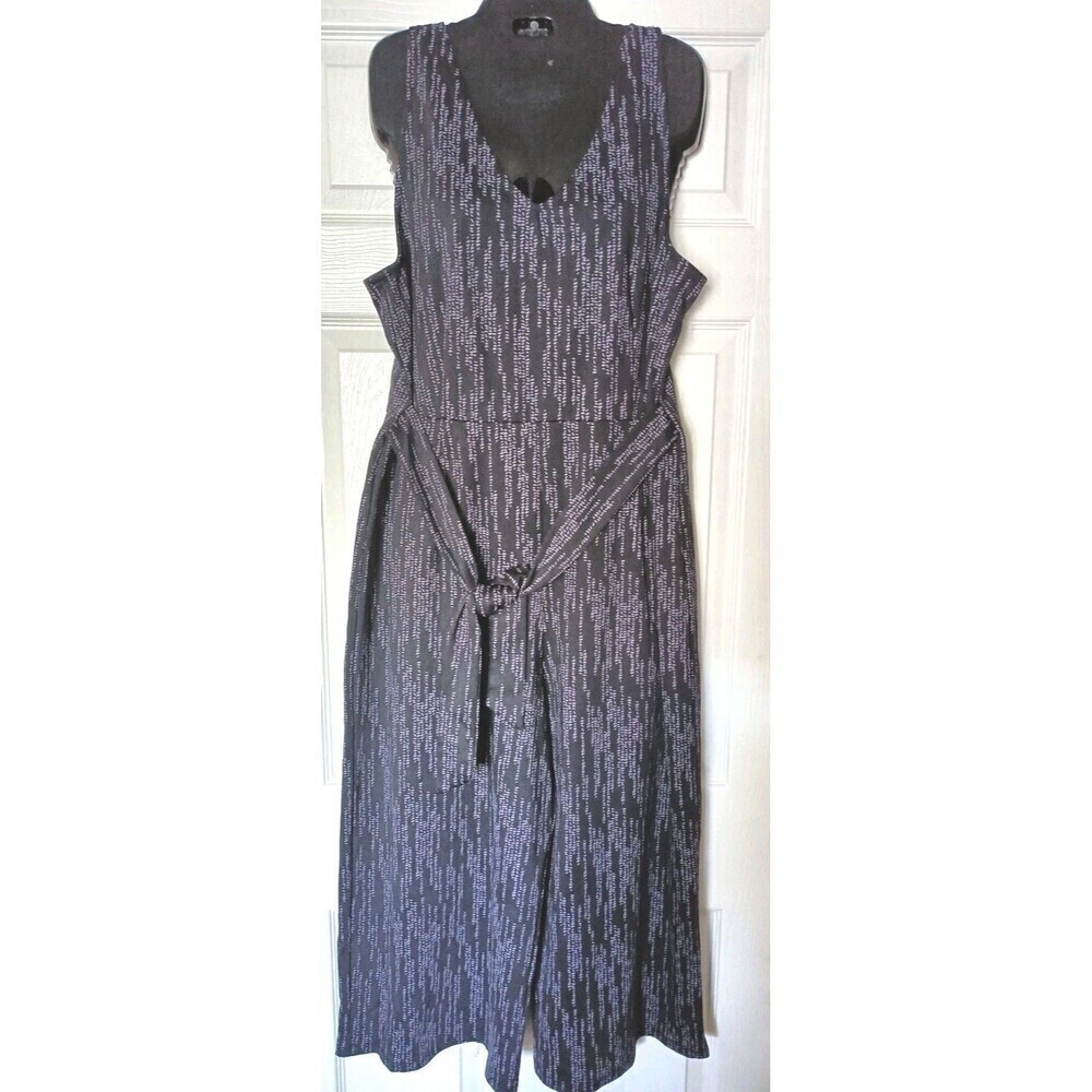 Apt. 9 Wide Leg Romper Size XL Cropped Black Gray Textured Print Tie Belt New